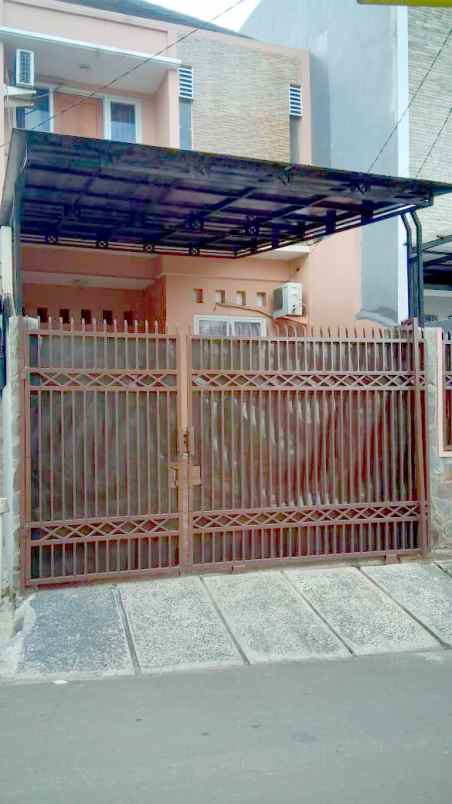 dijual rumah kramat jati