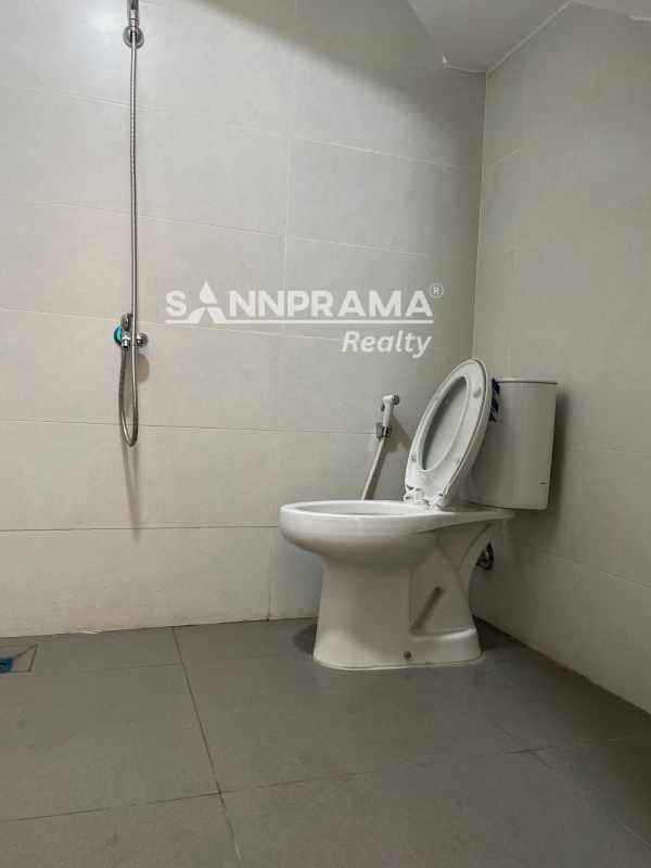 dijual rumah kukusan beji