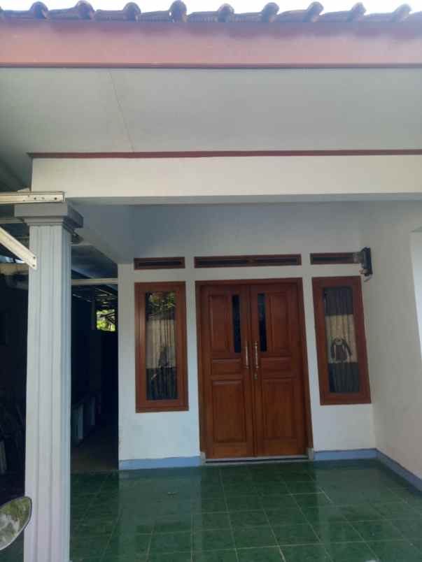 dijual rumah kuningan