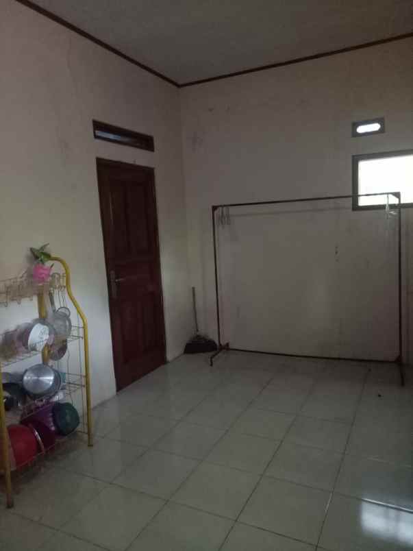 dijual rumah kuningan