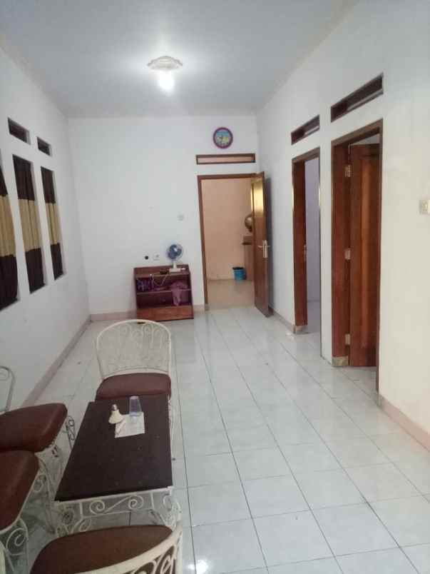 dijual rumah kuningan