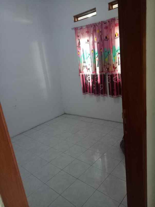 dijual rumah kuningan