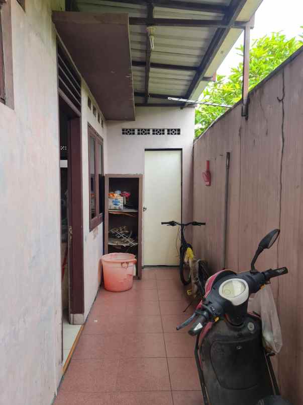 dijual rumah layak huni deli serdang