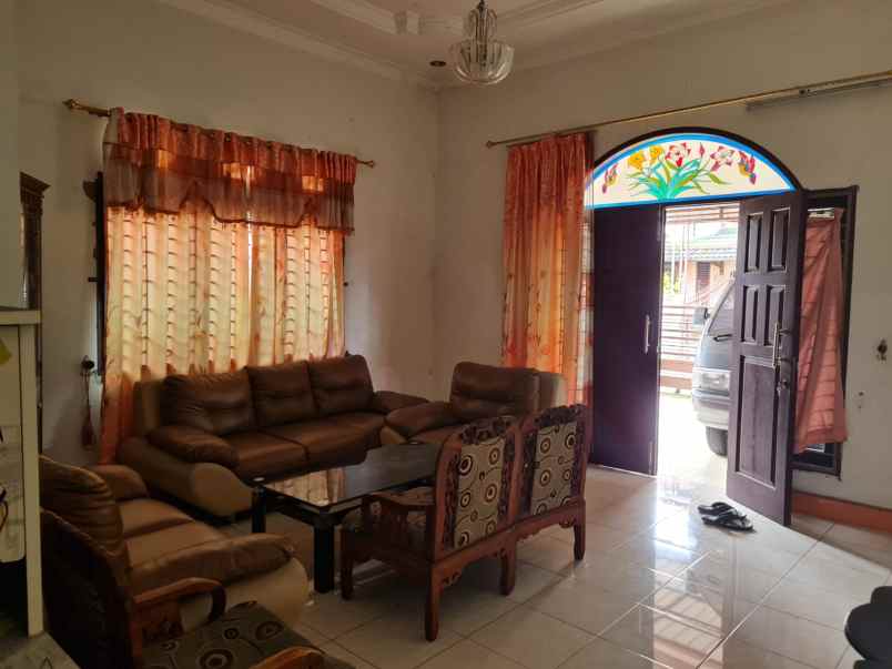 dijual rumah layak huni deli serdang