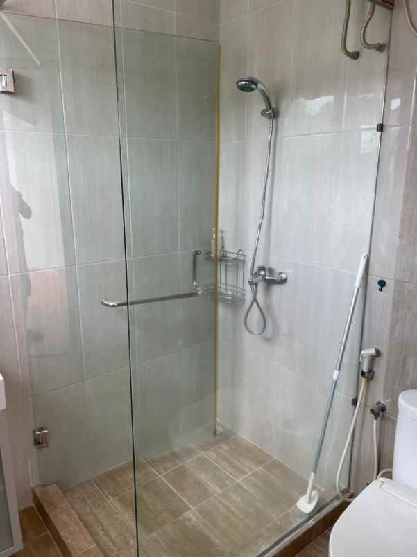 dijual rumah lebak bulus cilandak