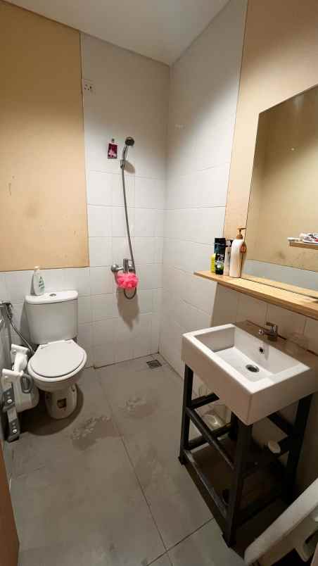 dijual rumah legenda wisata cibubur