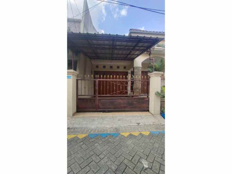 dijual rumah lembang baru 4 ciledug