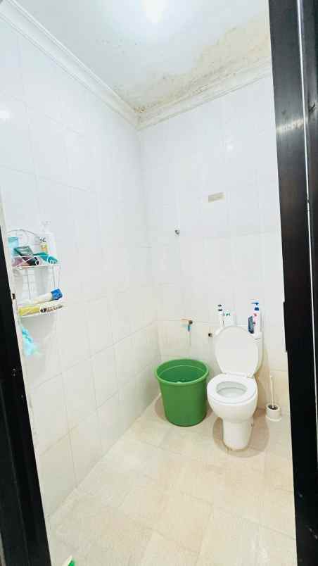 dijual rumah lokasi perumahan villa bukit tidar malang