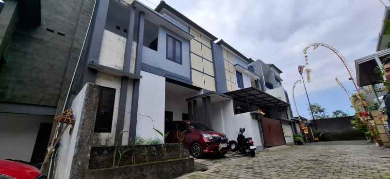 dijual rumah lokasi ubung kaja denpasar utara