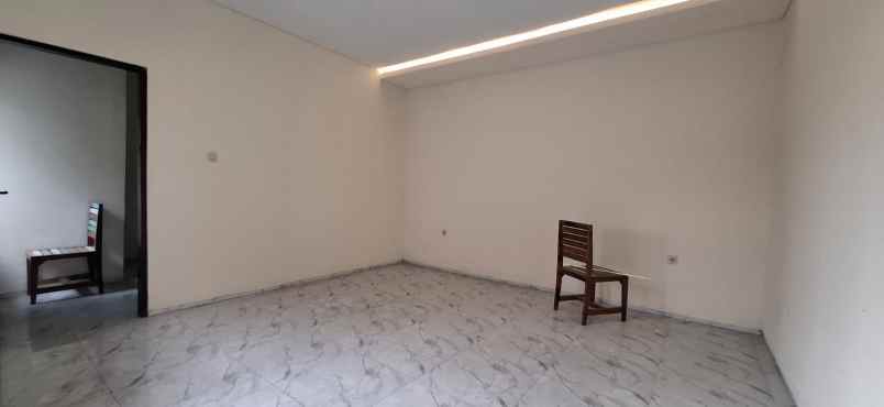 dijual rumah lokasi ubung kaja denpasar utara