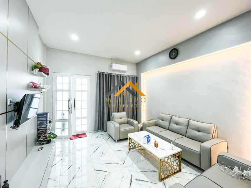 dijual rumah lux komplek w villas jalan bakti luhur