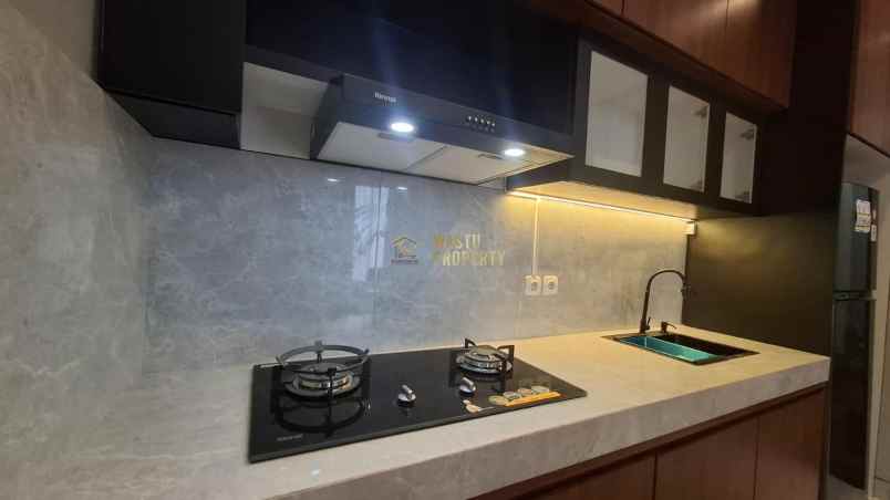 dijual rumah maguwoharjo kec depok kab