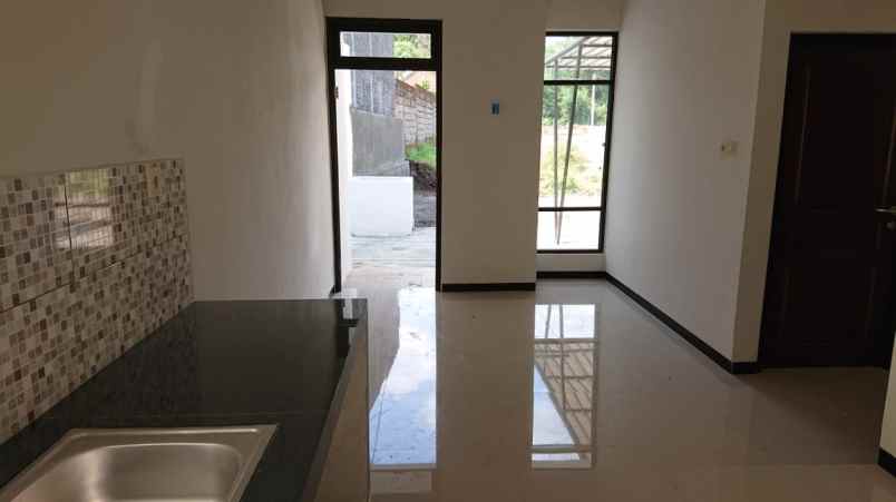 dijual rumah malang