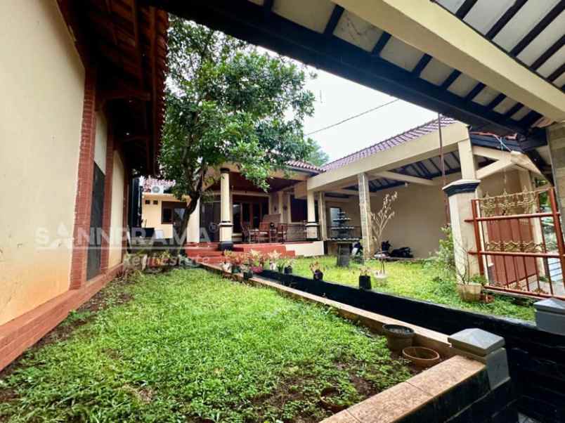 dijual rumah mampang