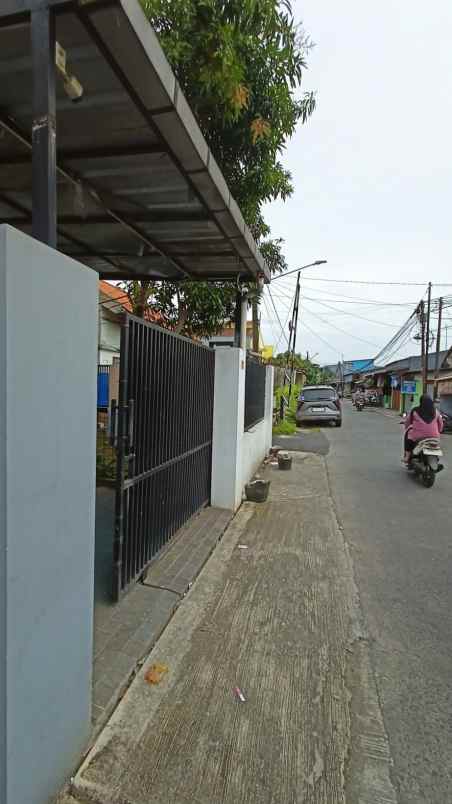 dijual rumah mampang