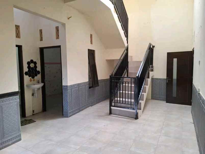 dijual rumah manguwoharjo