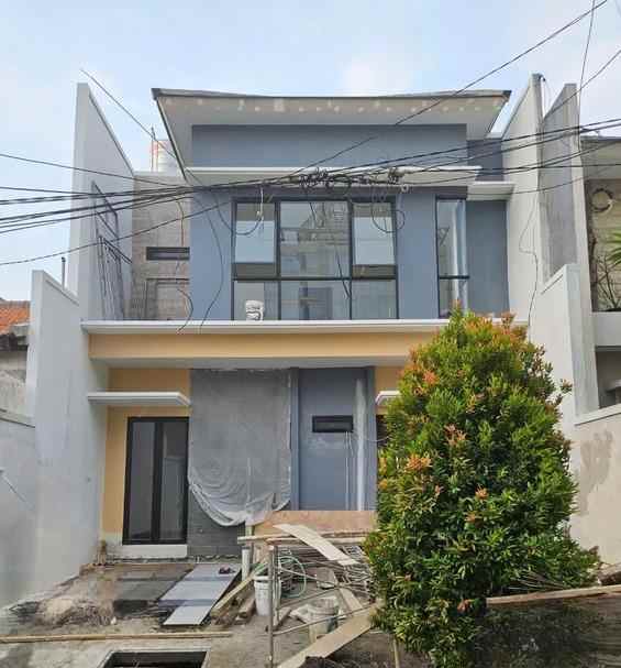 dijual rumah manyar rejo