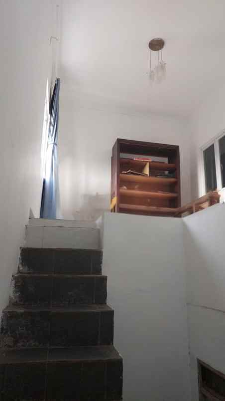 dijual rumah metland menteng cluster