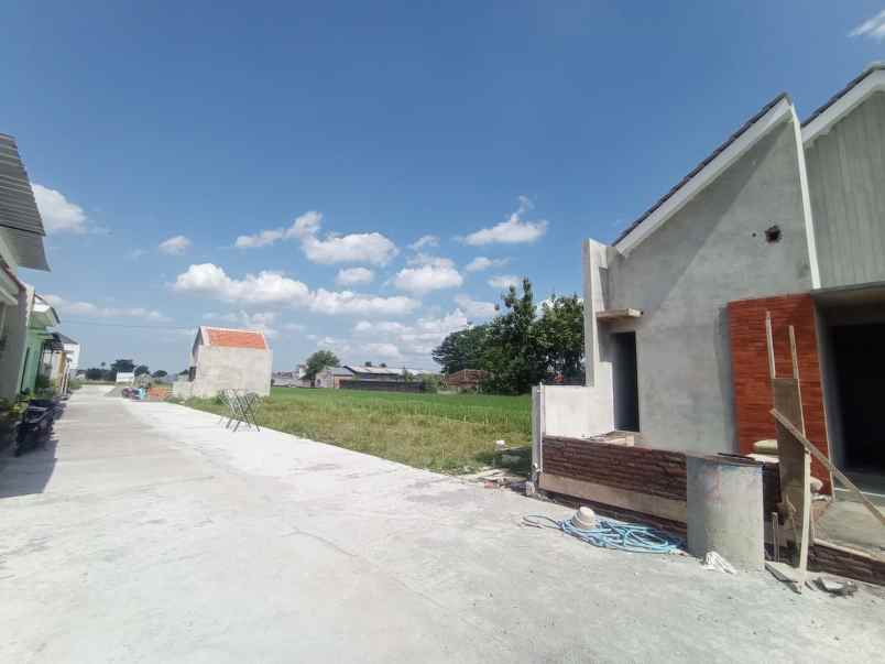 dijual rumah minimalis modern lokasi strategis