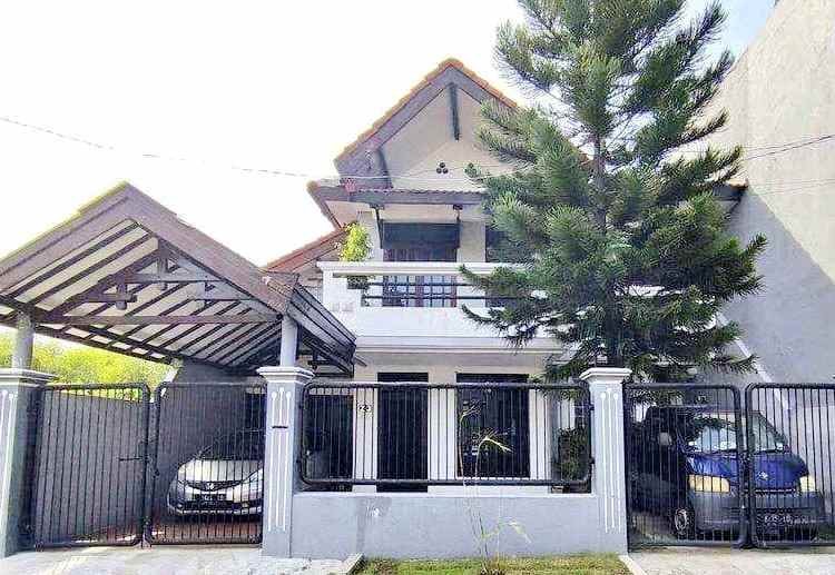 dijual rumah mulyosari