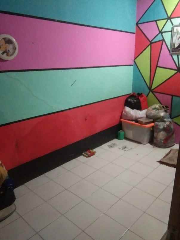 dijual rumah murah di pondok cabe dekat ut