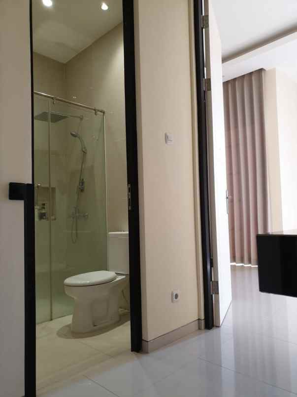 dijual rumah new green hill