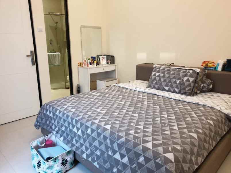 dijual rumah new green hill