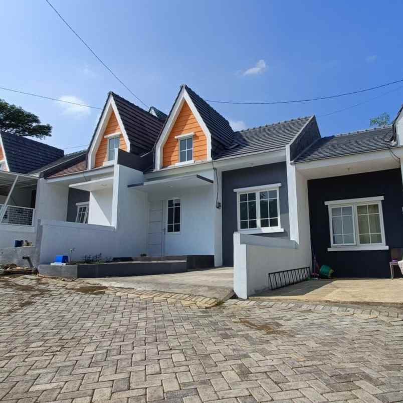 dijual rumah ngijo