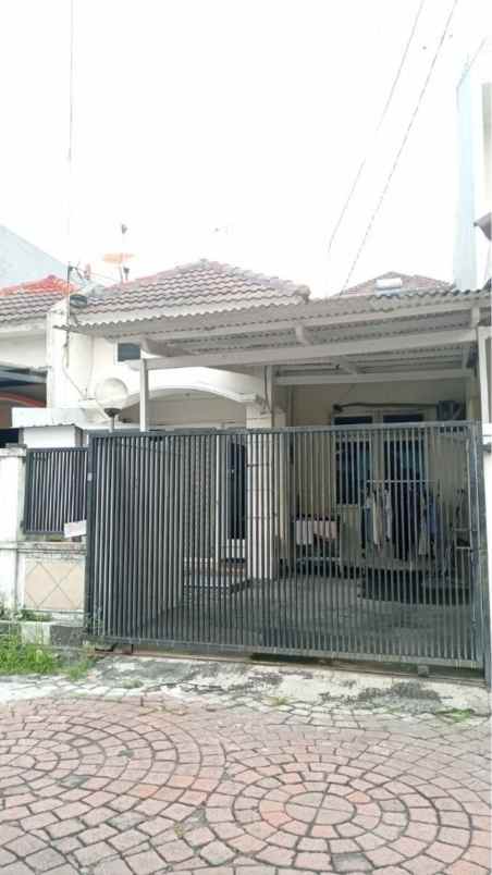 dijual rumah nirwana eksekutif