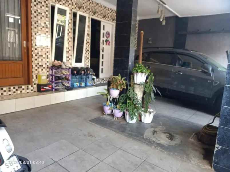 dijual rumah nusa cisangkan