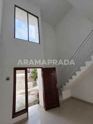 dijual rumah padangsambian