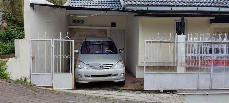 dijual rumah padasuka cimenyan