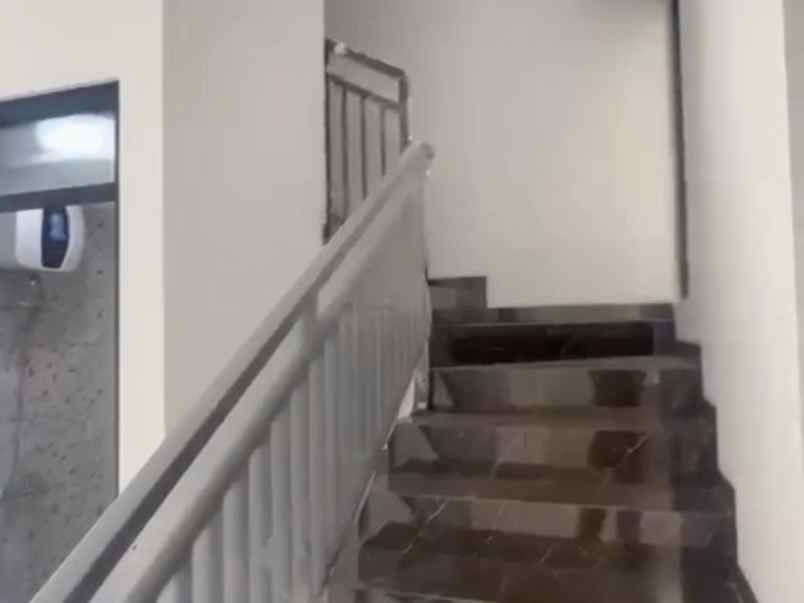 dijual rumah pakal madya asri