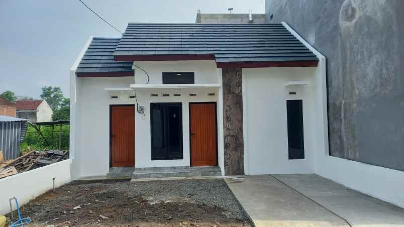 dijual rumah panjang kec bae kudus