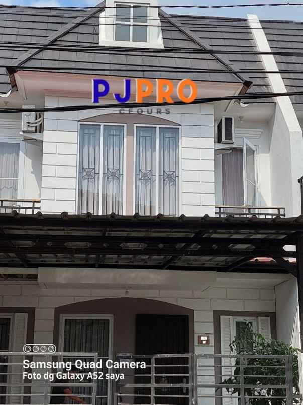 dijual rumah panjibuwono city