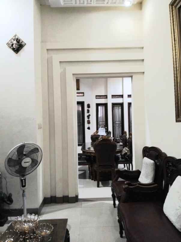 dijual rumah panorama alam cipayung