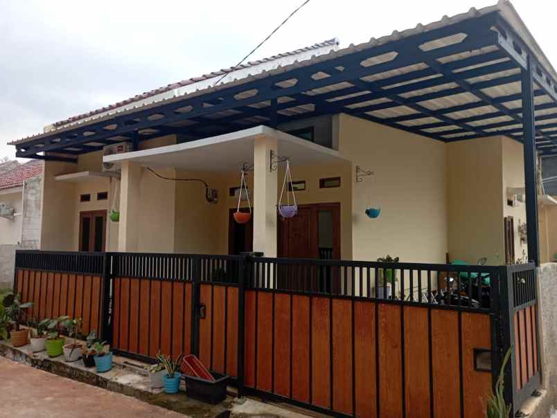 dijual rumah pasir putih