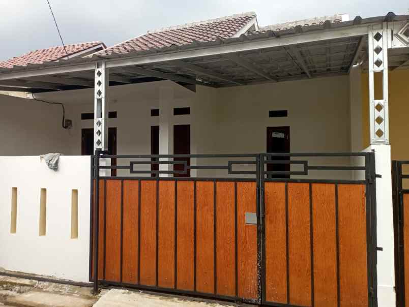 dijual rumah pasir putih