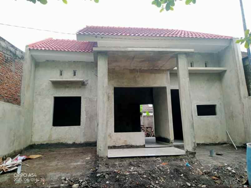 dijual rumah pedurungan