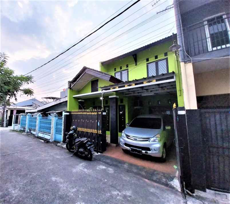 dijual rumah permunas 1