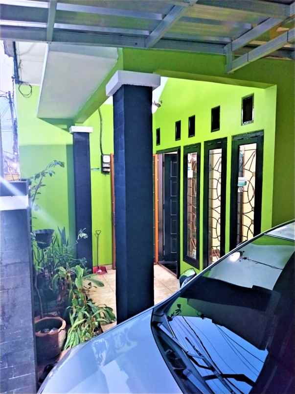 dijual rumah permunas 1