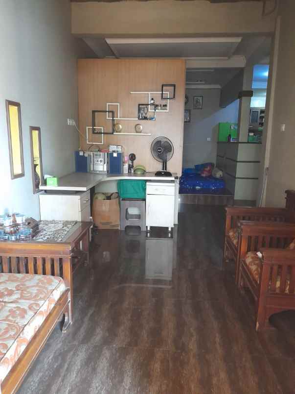 dijual rumah perum karawang festival