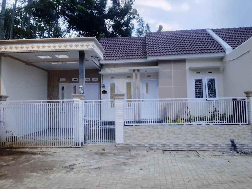 dijual rumah perumahan bedali agung