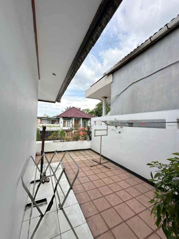 dijual rumah perumahan bukit permai
