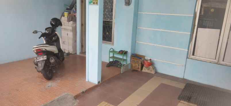 dijual rumah perumahan green menganti