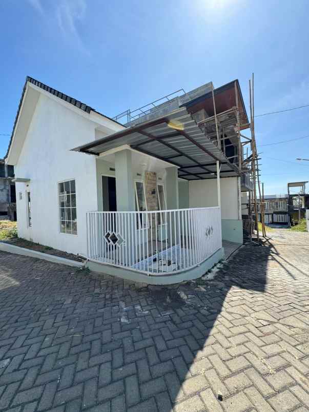 dijual rumah perumahan o3