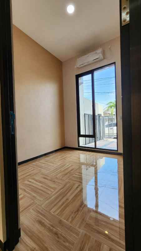 dijual rumah perumahan pondok nirwana