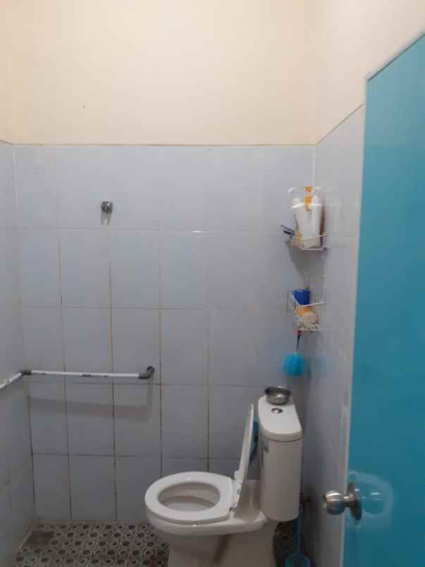 dijual rumah perumahan puri diara ii