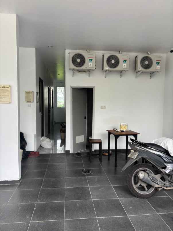 dijual rumah perumahan wiyung