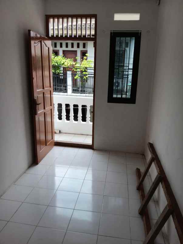 dijual rumah pondok aren tangerang selatan